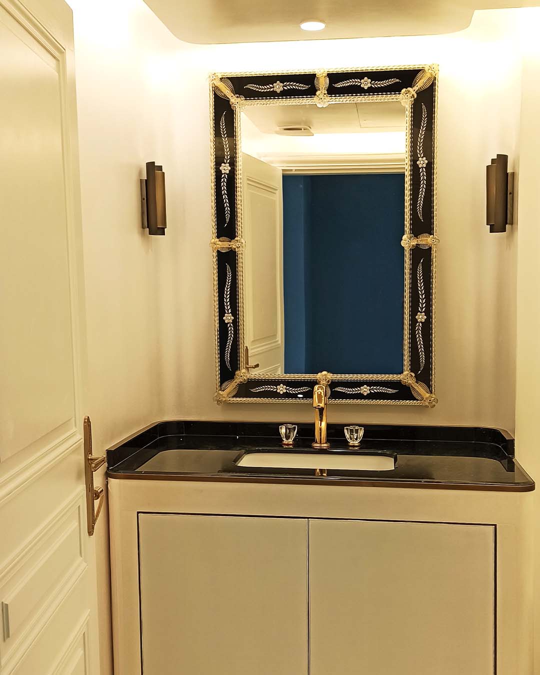 Miroir Murano sur-mesure pour un Palace parisien | Milodina